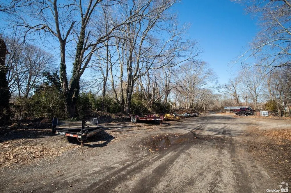 500 Montauk Highway East Quogue, NY 11942