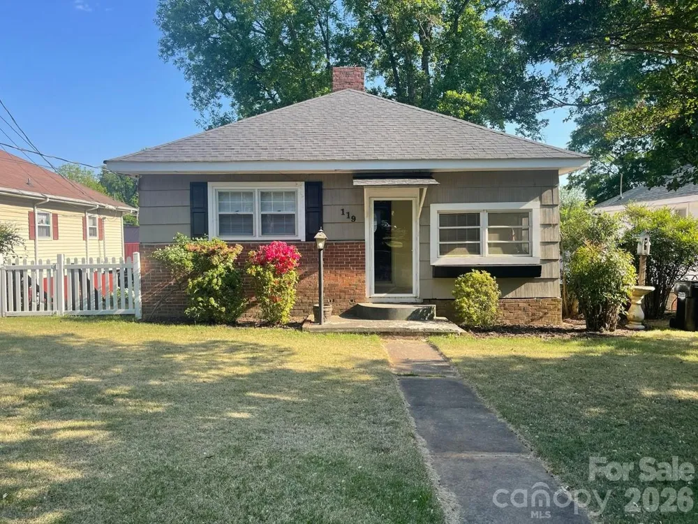 119 Pine Street Badin, NC 28009
