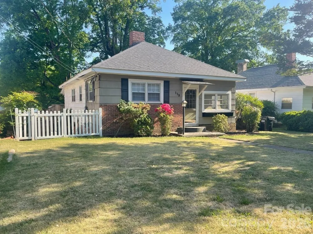 119 Pine Street Badin, NC 28009
