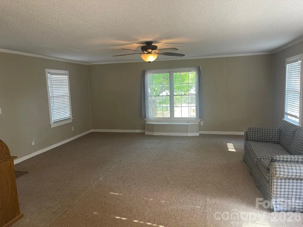 119 Pine Street Badin, NC 28009