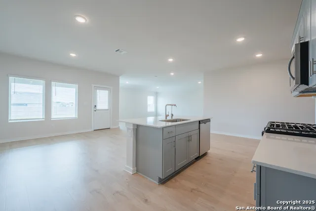 125 Nicks Cv Lockhart, TX 78644