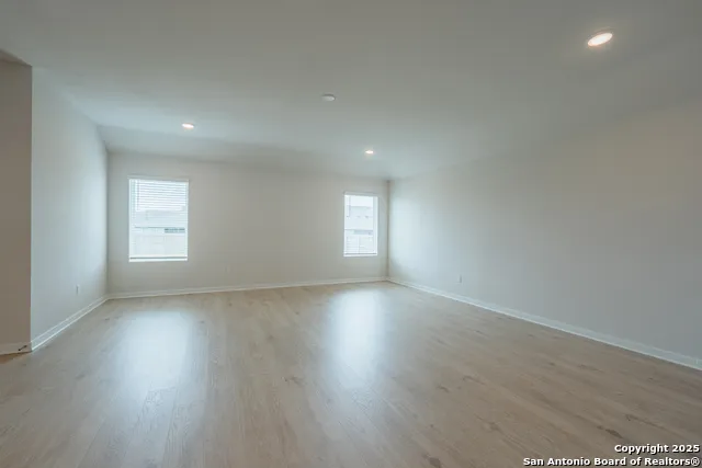 125 Nicks Cv Lockhart, TX 78644