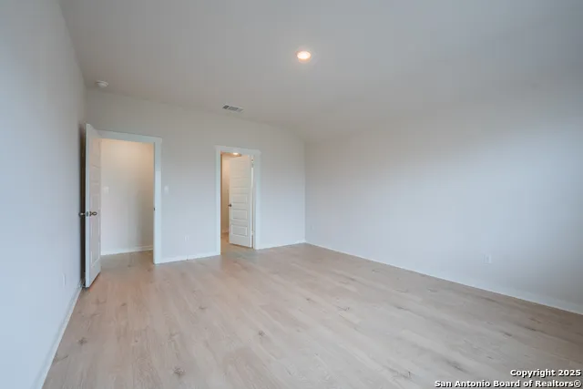 125 Nicks Cv Lockhart, TX 78644
