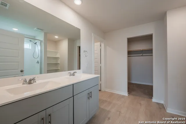 125 Nicks Cv Lockhart, TX 78644