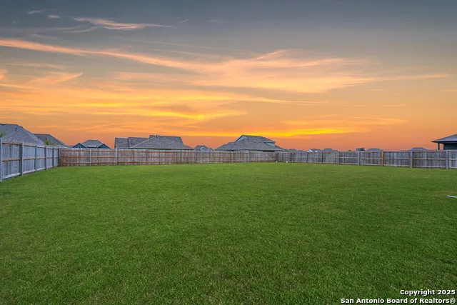 125 Nicks Cv Lockhart, TX 78644