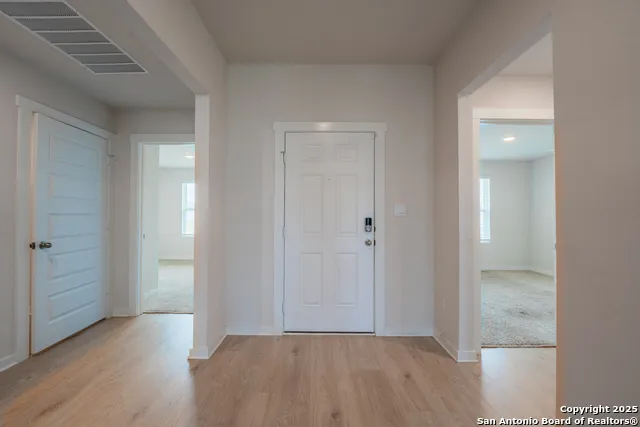 125 Nicks Cv Lockhart, TX 78644