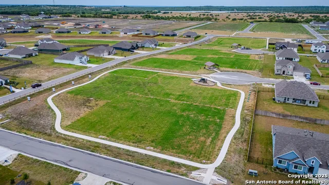 125 Nicks Cv Lockhart, TX 78644