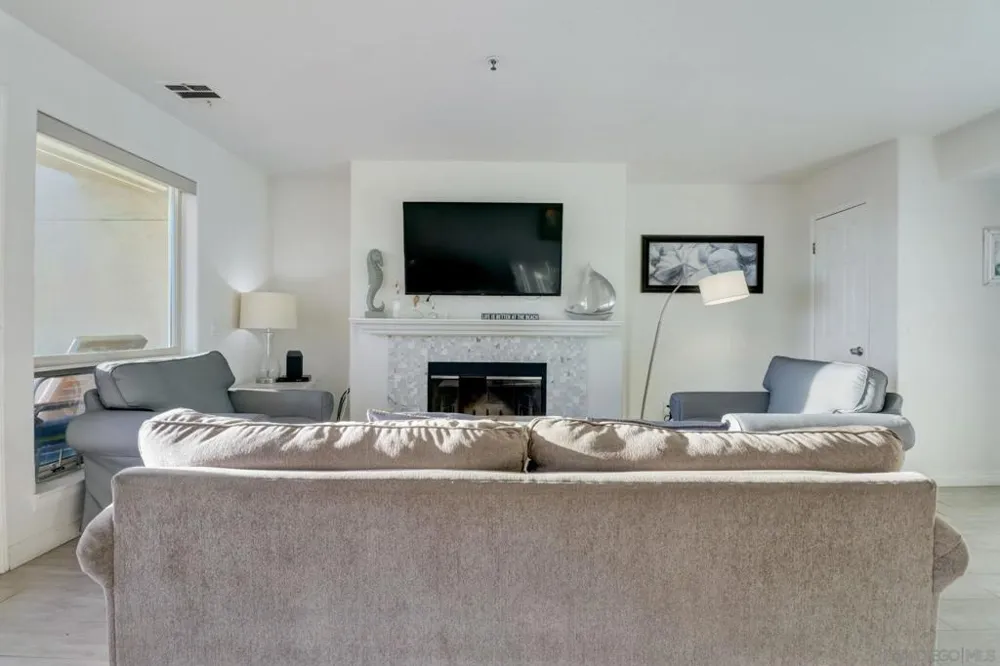714 Seacoast Dr #104 Imperial Beach, CA 91932