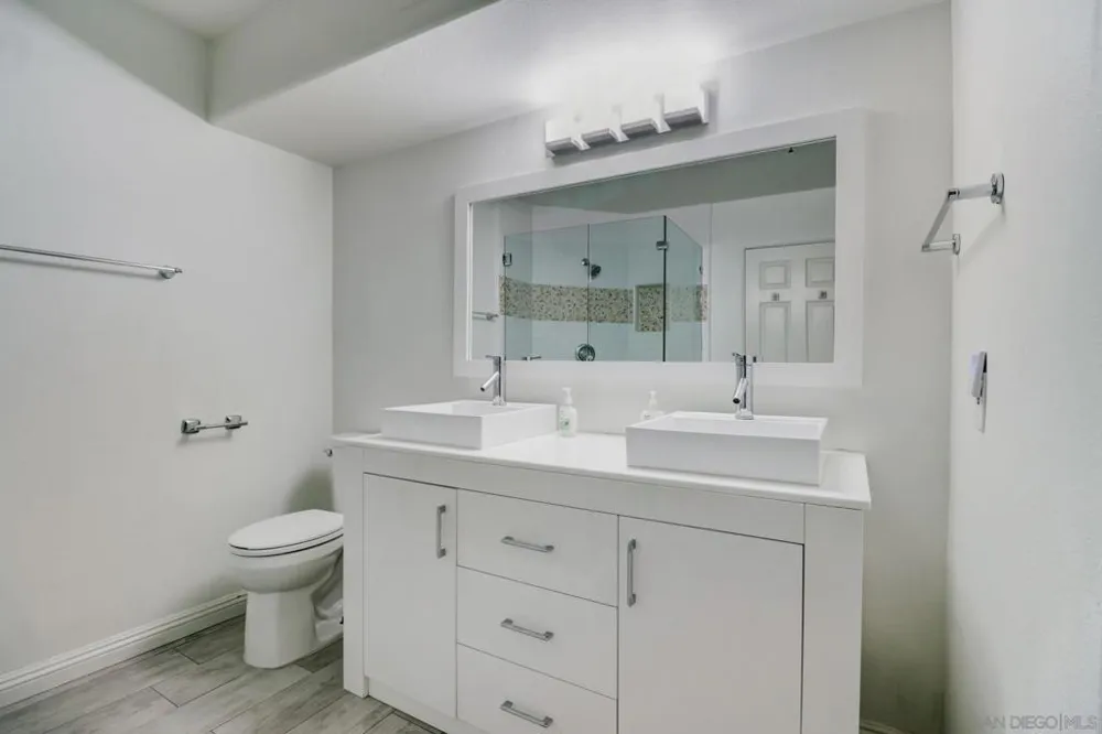 714 Seacoast Dr #104 Imperial Beach, CA 91932