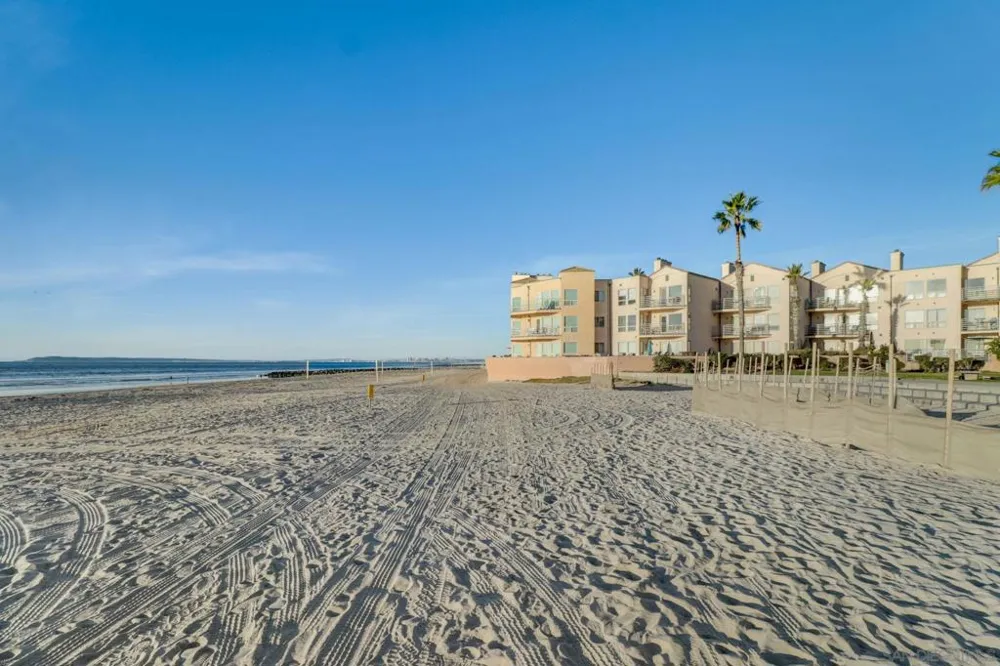 714 Seacoast Dr #104 Imperial Beach, CA 91932