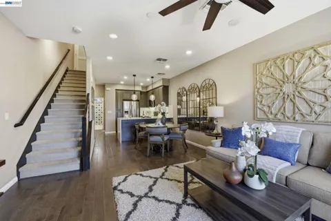 4119 Peralta Blvd