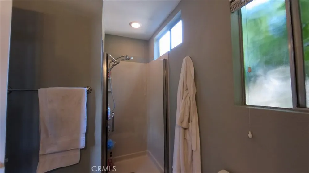 7805 Richard Lucerne, CA 95458