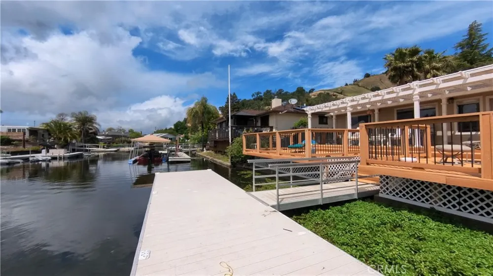 7805 Richard Lucerne, CA 95458
