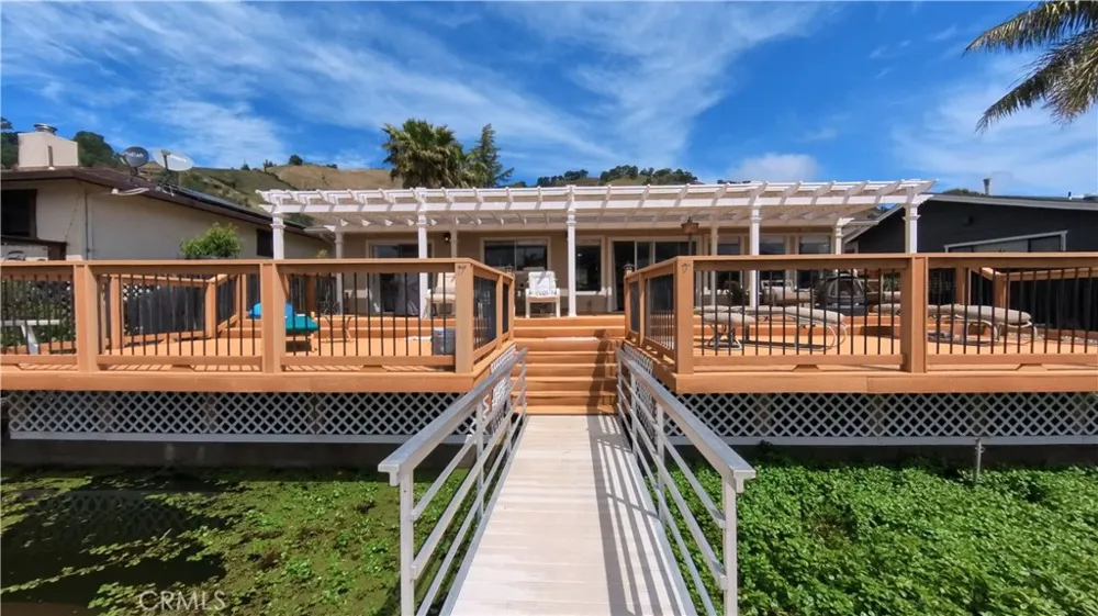 7805 Richard Lucerne, CA 95458