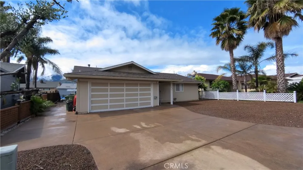 7805 Richard Lucerne, CA 95458