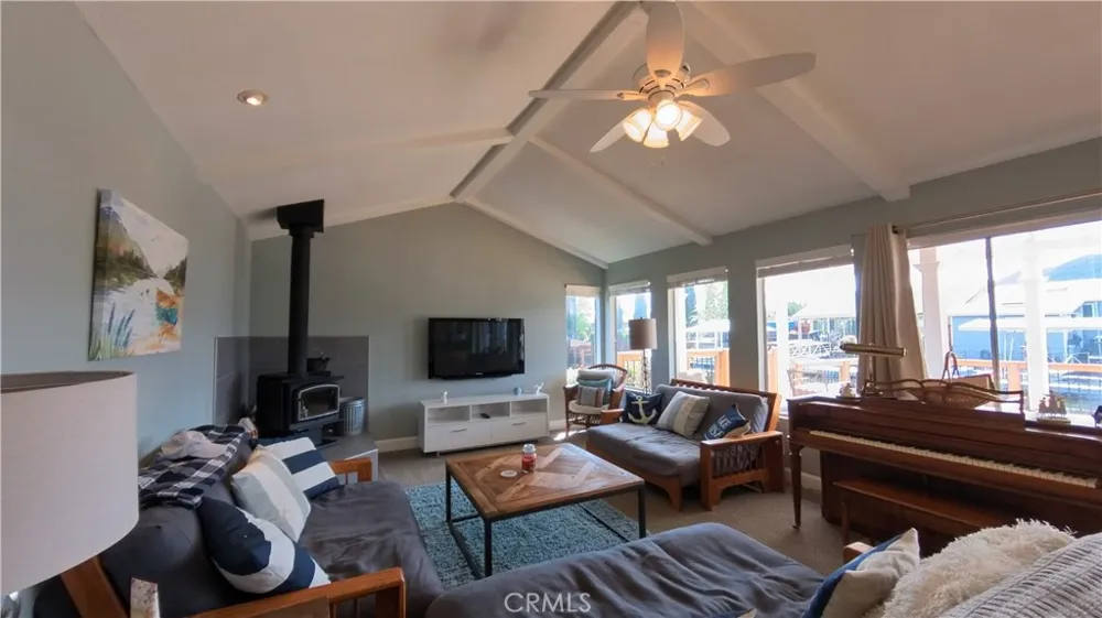 7805 Richard Lucerne, CA 95458