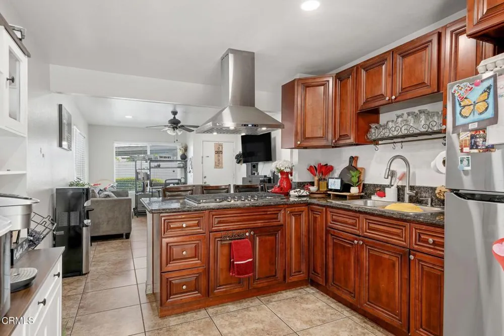 2334 Alexander Street Oxnard, CA 93033