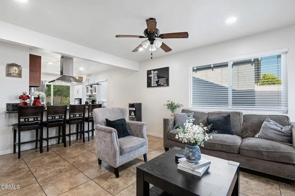 2334 Alexander Street Oxnard, CA 93033
