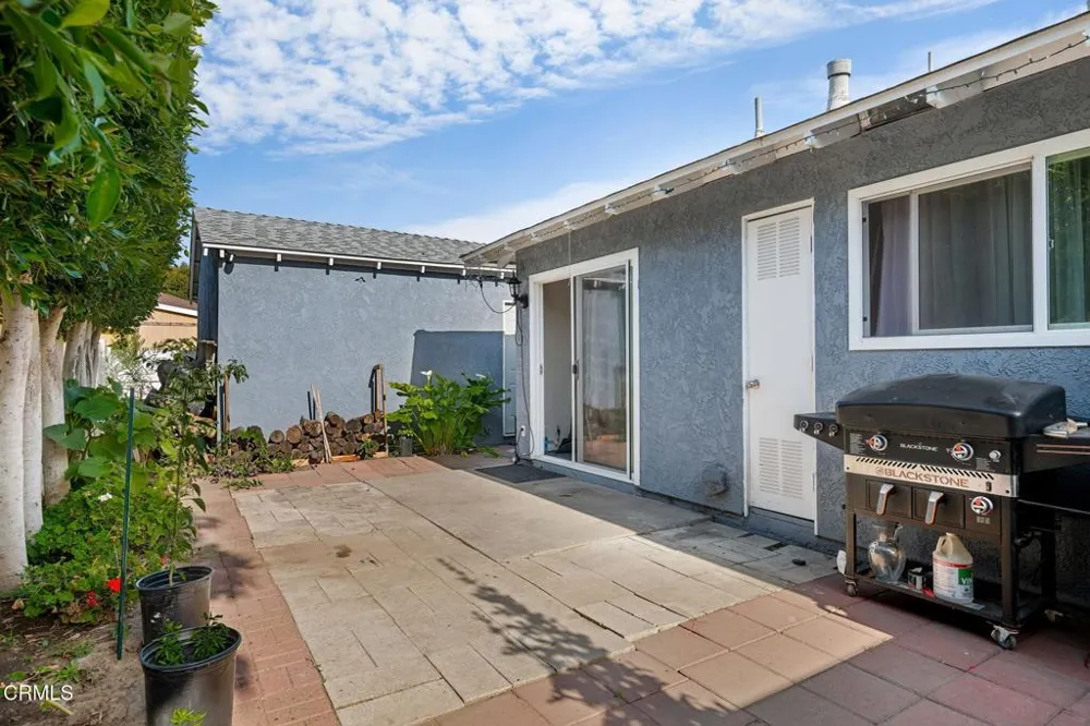 2334 Alexander Street Oxnard, CA 93033