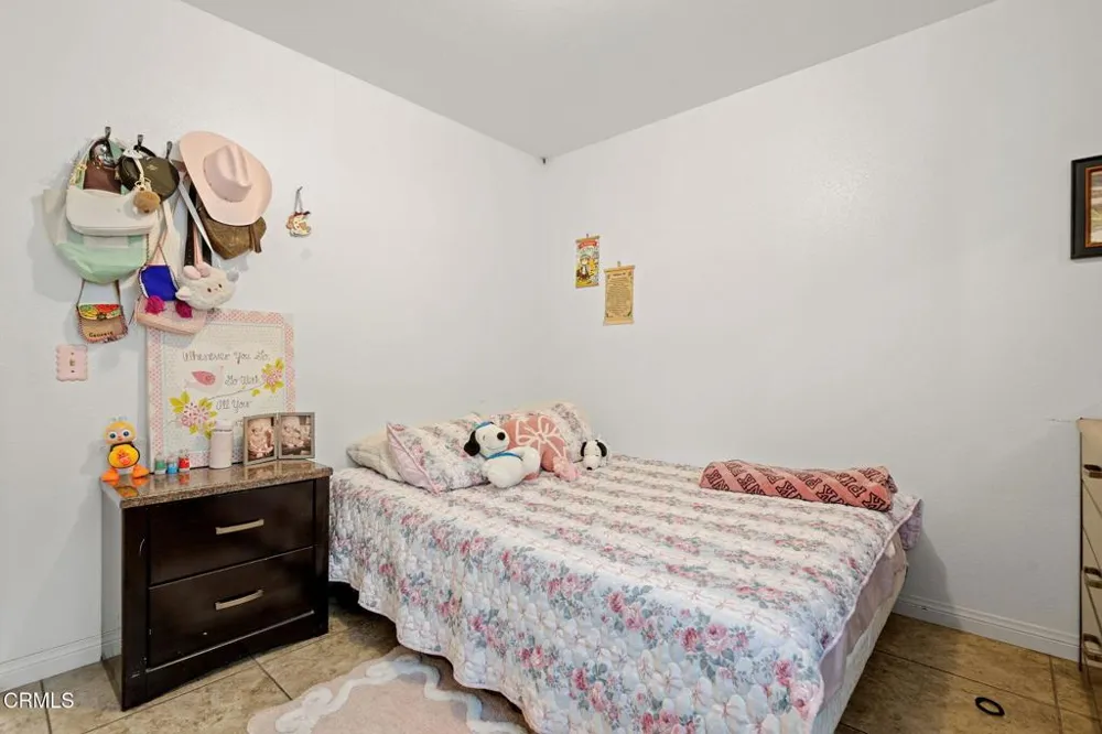 2334 Alexander Street Oxnard, CA 93033