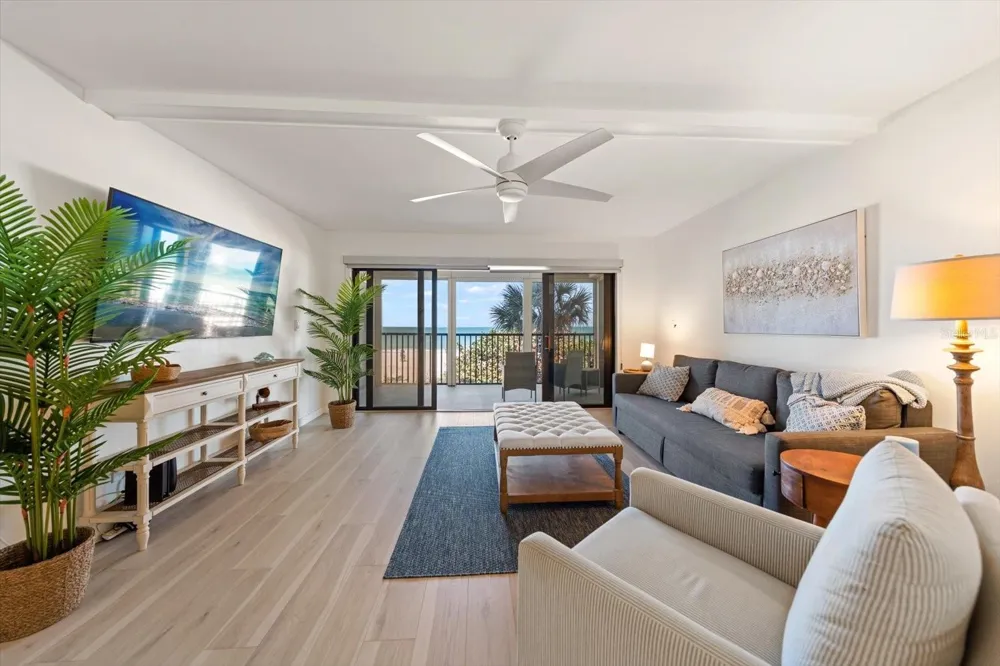 900 GULF BOULEVARD #204 Indian Rocks Beach, FL 33785
