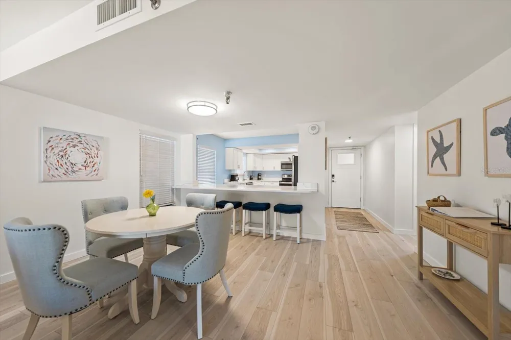 900 GULF BOULEVARD #204 Indian Rocks Beach, FL 33785