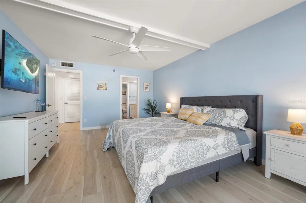 900 GULF BOULEVARD #204 Indian Rocks Beach, FL 33785