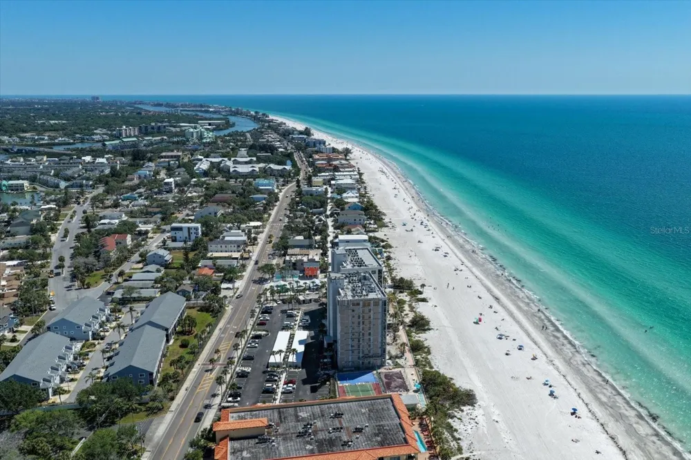 900 GULF BOULEVARD #204 Indian Rocks Beach, FL 33785