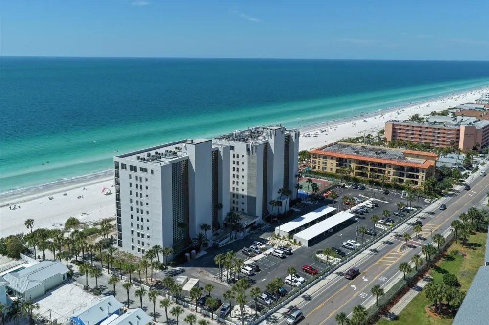 900 GULF BOULEVARD #204 Indian Rocks Beach, FL 33785