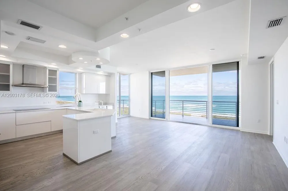 4802 Highway A1a #3D Hutchinson Island, FL 34949