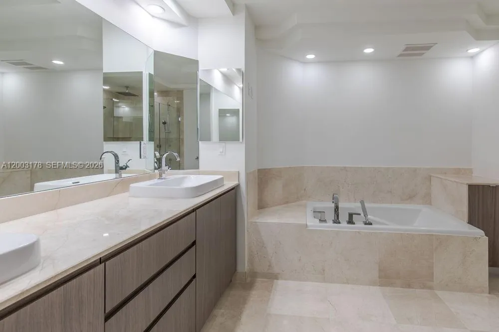 4802 Highway A1a #3D Hutchinson Island, FL 34949