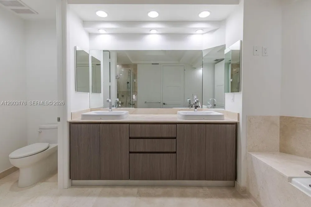4802 Highway A1a #3D Hutchinson Island, FL 34949
