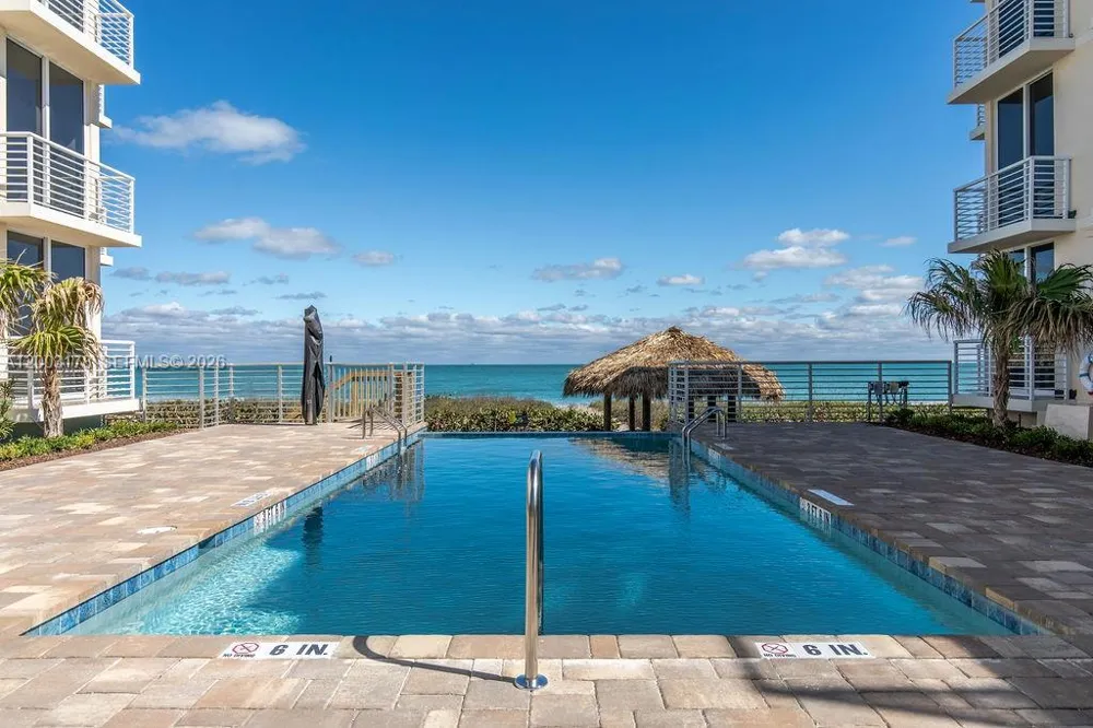 4802 Highway A1a #3D Hutchinson Island, FL 34949
