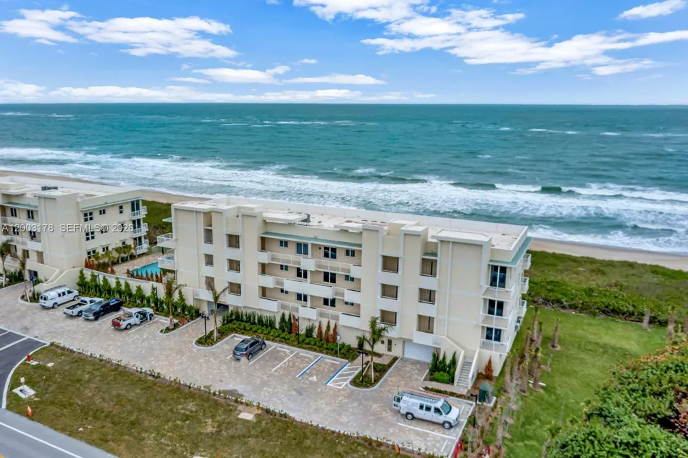 4802 Highway A1a #3D Hutchinson Island, FL 34949