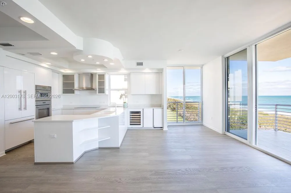 4802 Highway A1a #3D Hutchinson Island, FL 34949