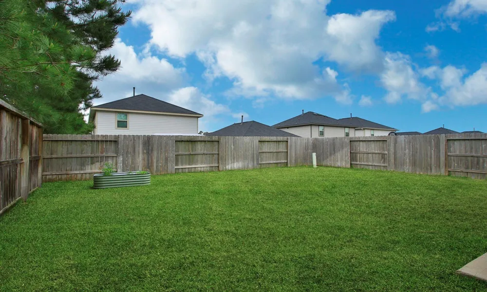 1307 Winding Willow Drive Pinehurst, TX 77362