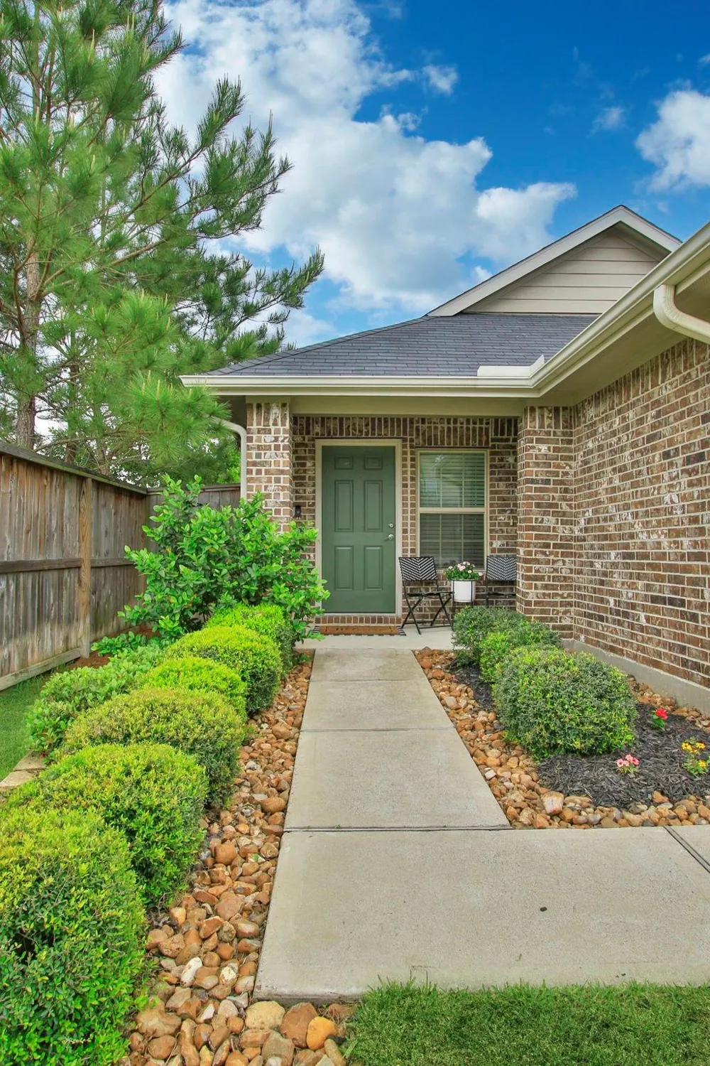 1307 Winding Willow Drive Pinehurst, TX 77362
