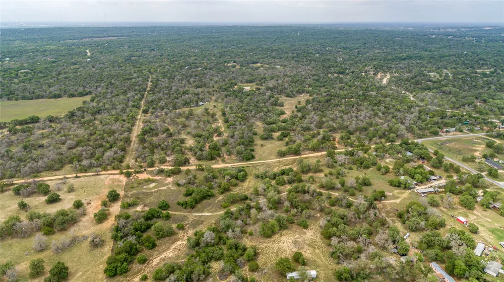 132 Roemer Lane W Floresville, TX 78114