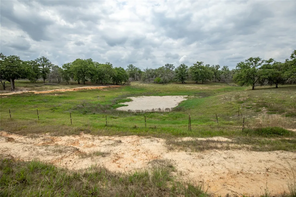 132 Roemer Lane W Floresville, TX 78114