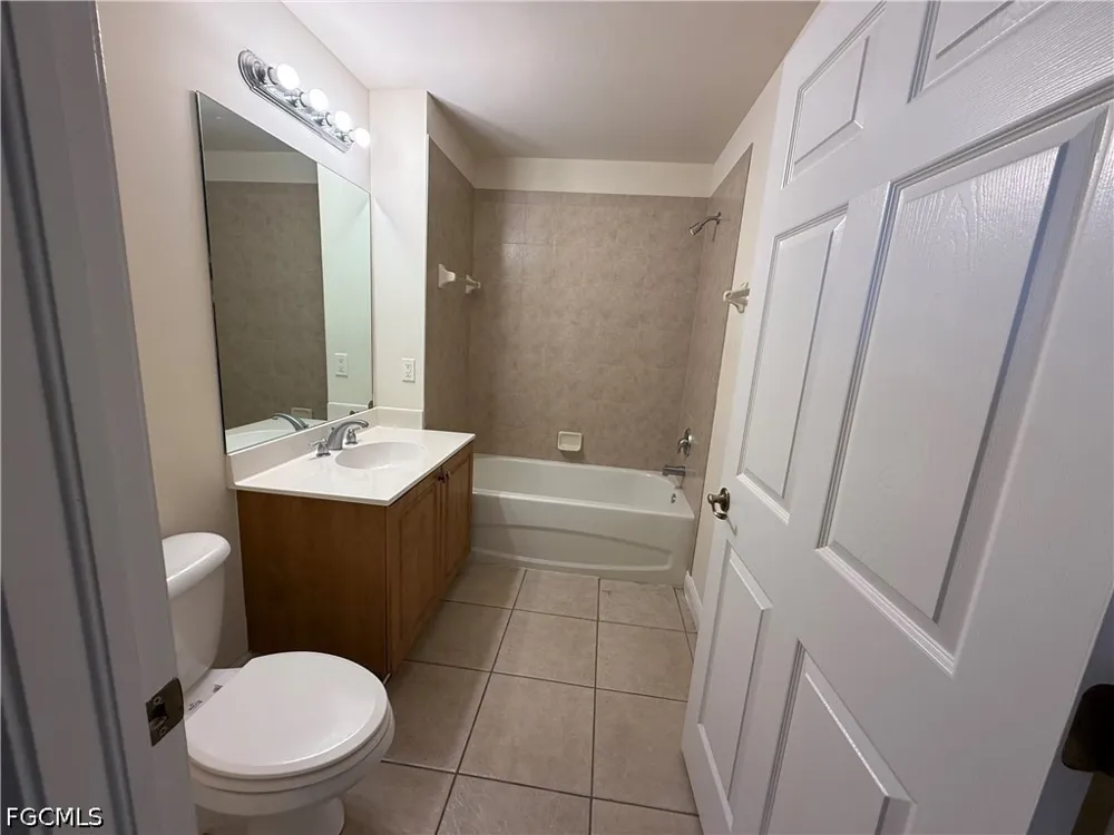 Pomodoro Circle #301 Cape Coral, FL 33909