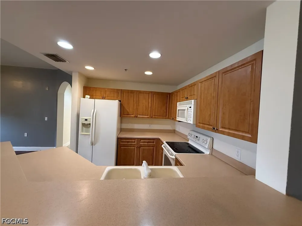 Pomodoro Circle #301 Cape Coral, FL 33909