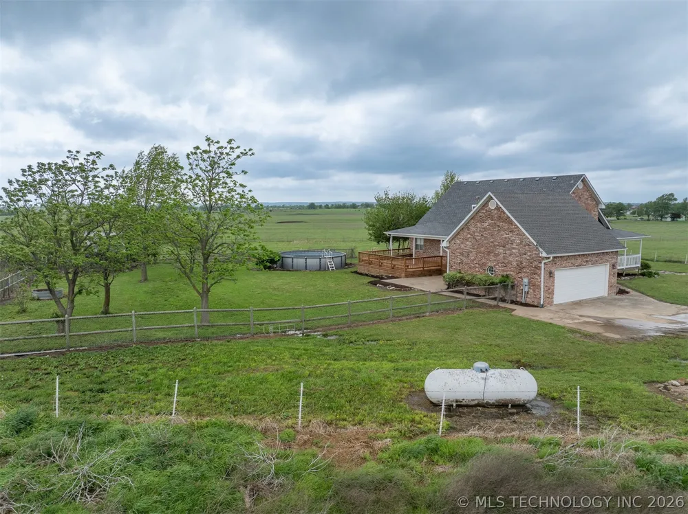 437703 E 340 ROAD Big Cabin, OK 74301