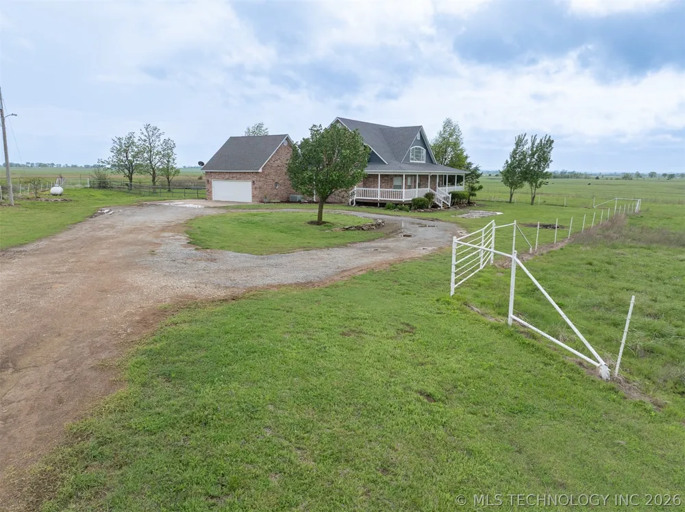 437703 E 340 ROAD Big Cabin, OK 74301