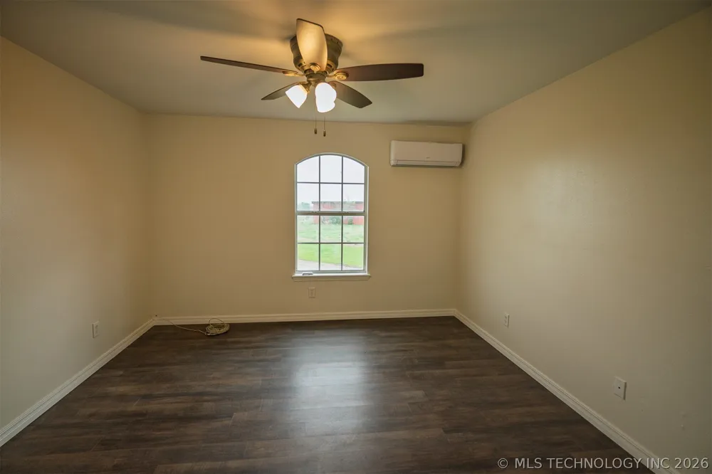 437703 E 340 ROAD Big Cabin, OK 74301