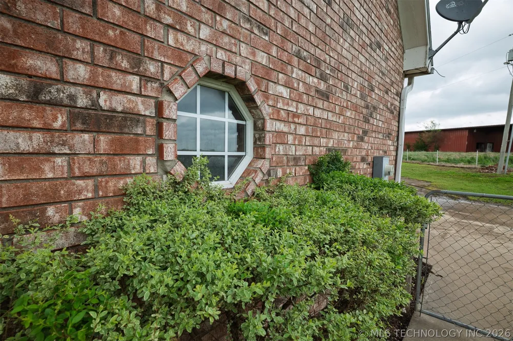 437703 E 340 ROAD Big Cabin, OK 74301