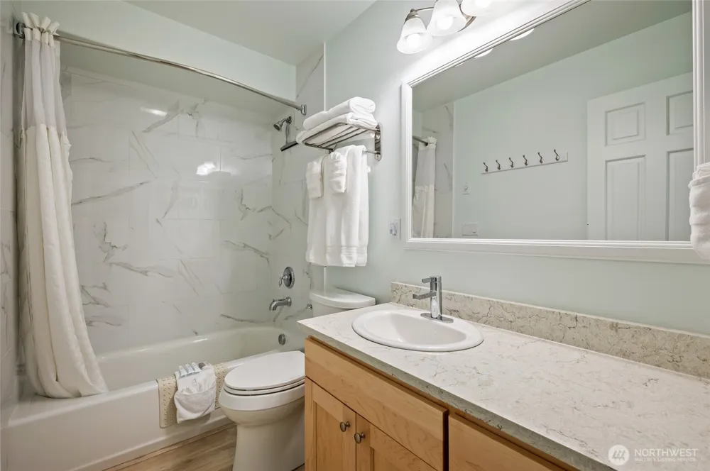 322 W Woodin Avenue #526 Chelan, WA 98816