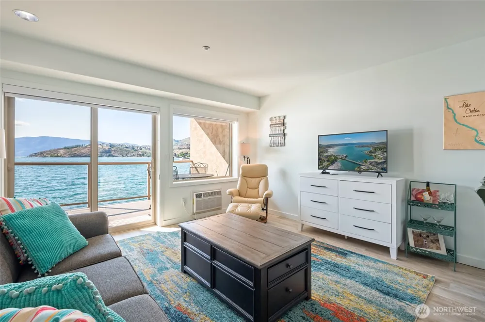 322 W Woodin Avenue #526 Chelan, WA 98816