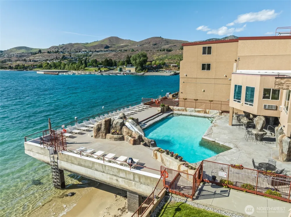 322 W Woodin Avenue #526 Chelan, WA 98816