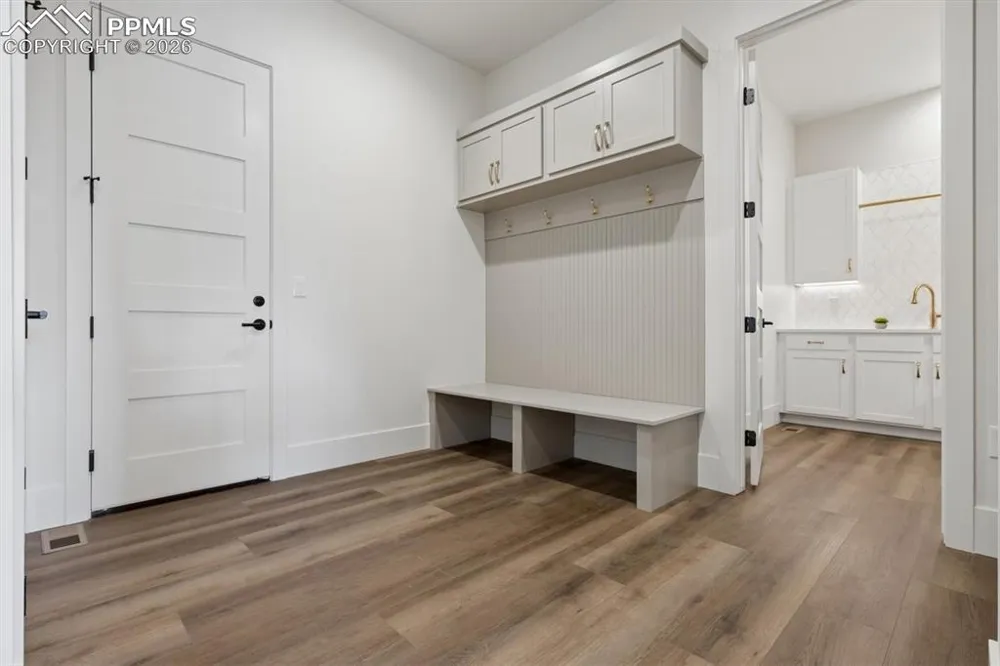 11004 Sunset Oaks Place Franktown, CO 80116