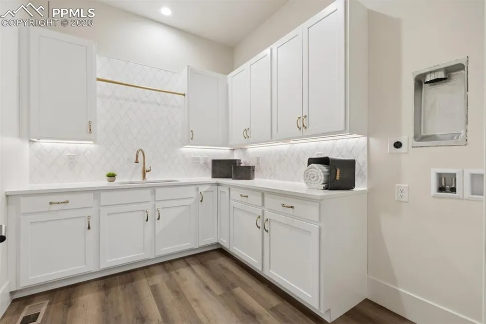11004 Sunset Oaks Place Franktown, CO 80116